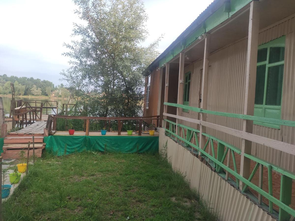 Lakeside Homestay Srinagar Exteriör bild